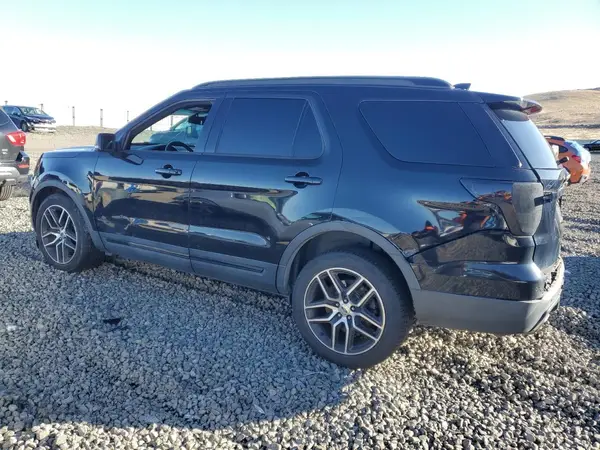 1FM5K8GT1GGB95201 2016 FORD EXPLORER - Image 2