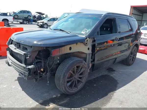 1FM5K8GT1GGC01076 2016 FORD EXPLORER - Image 2