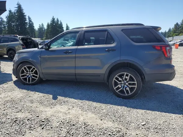 1FM5K8GT1GGC13048 2016 FORD EXPLORER - Image 2