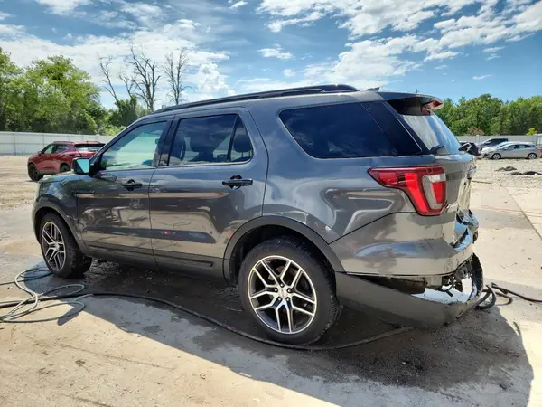 1FM5K8GT1GGC55736 2016 FORD EXPLORER - Image 2