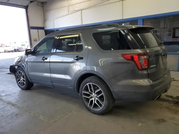 1FM5K8GT1GGC87554 2016 FORD EXPLORER - Image 2