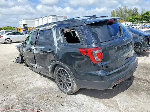 1FM5K8GT1GGC98960 2016 FORD EXPLORER - Image 2