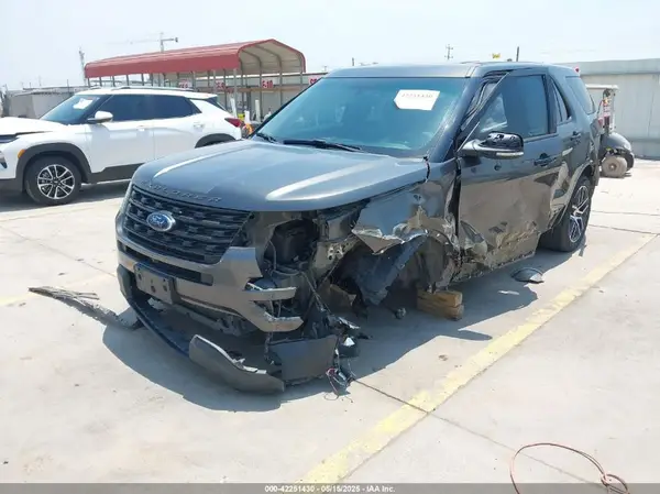 1FM5K8GT1GGD26630 2016 FORD EXPLORER - Image 2