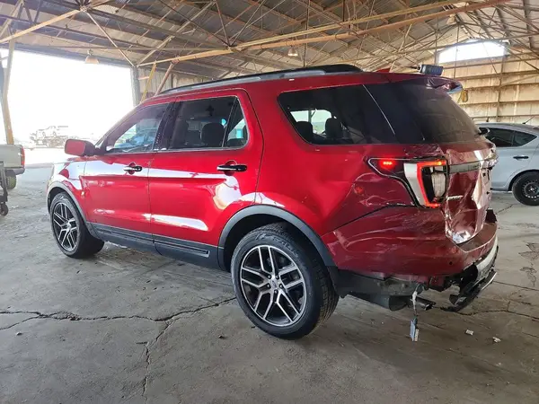 1FM5K8GT1GGD29009 2016 FORD EXPLORER - Image 2