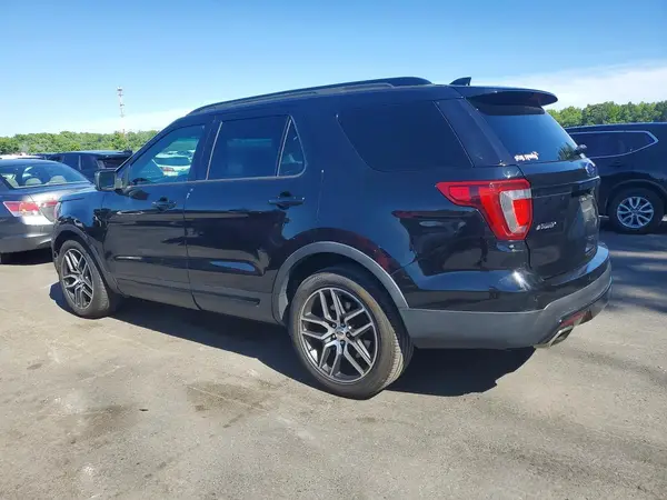 1FM5K8GT1HGA00845 2017 FORD EXPLORER - Image 2