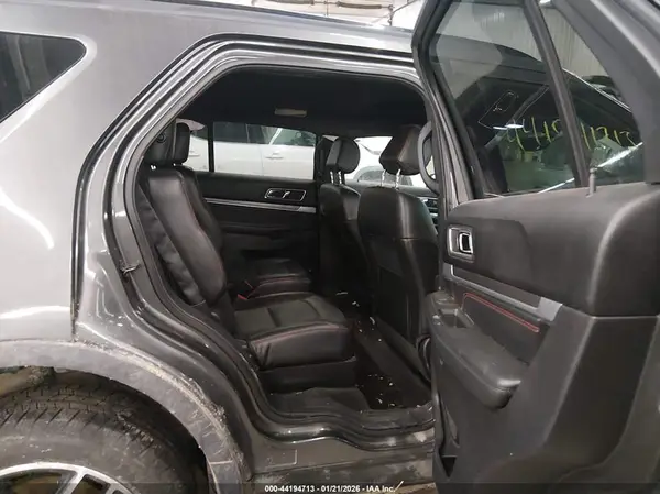 1FM5K8GT1HGA11747 2017 FORD EXPLORER - Image 8