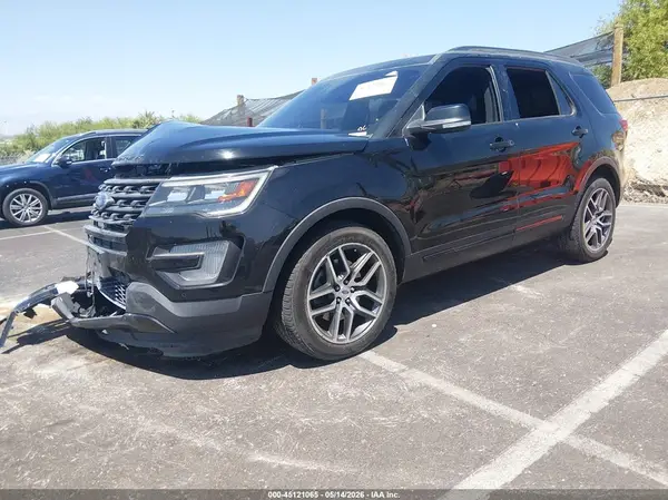 1FM5K8GT1HGA22909 2017 FORD EXPLORER - Image 2