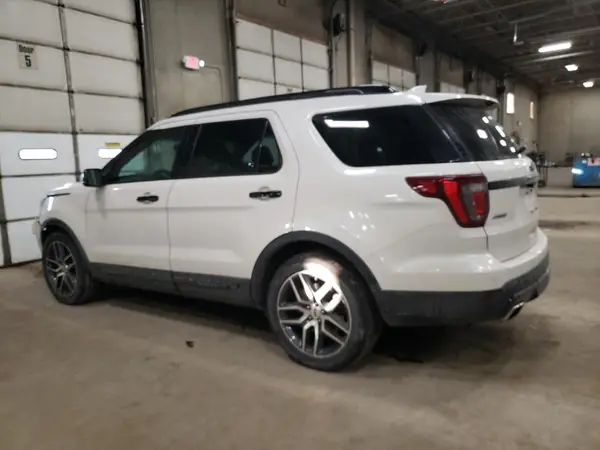 1FM5K8GT1HGA53013 2017 FORD EXPLORER - Image 2