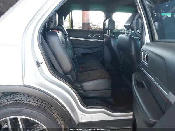 1FM5K8GT1HGA70264 2017 FORD EXPLORER - Image 8