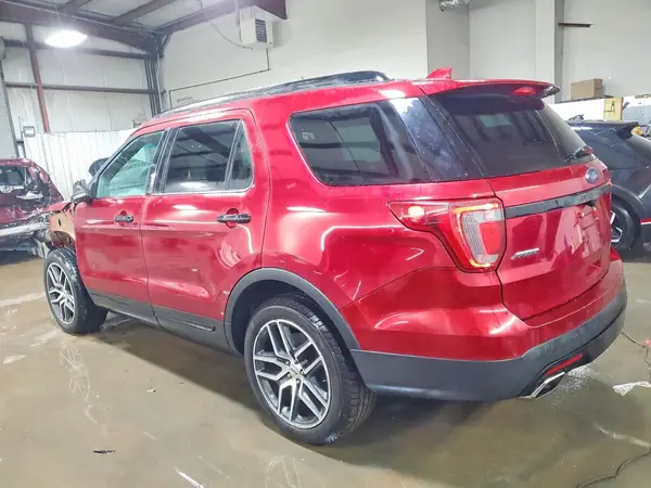 1FM5K8GT1HGA95326 2017 FORD EXPLORER - Image 2