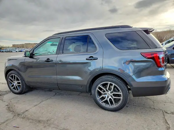 1FM5K8GT1HGB06504 2017 FORD EXPLORER - Image 2