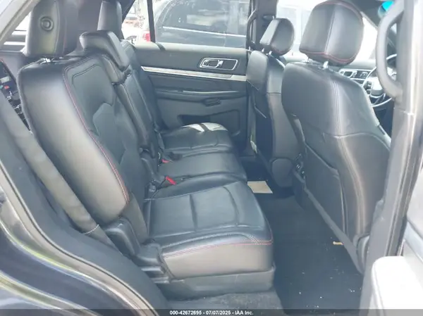 1FM5K8GT1HGB14540 2017 FORD EXPLORER - Image 8