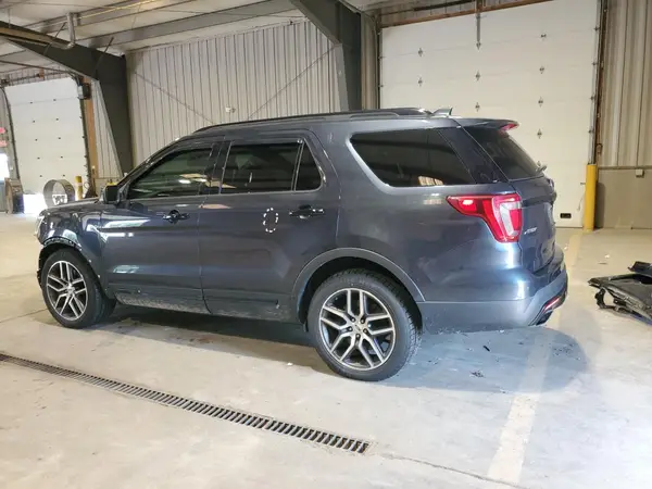 1FM5K8GT1HGB29183 2017 FORD EXPLORER - Image 2