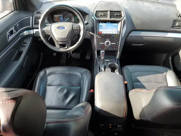 1FM5K8GT1HGB38806 2017 FORD EXPLORER - Image 8