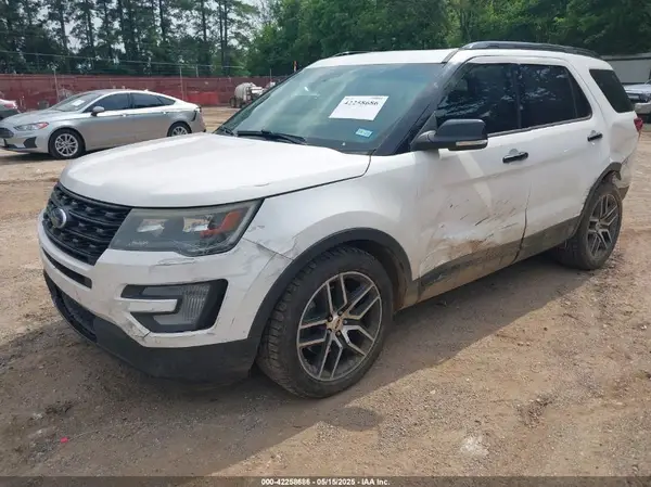 1FM5K8GT1HGB45268 2017 FORD EXPLORER - Image 2