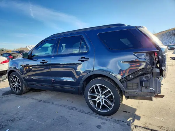 1FM5K8GT1HGC65958 2017 FORD EXPLORER - Image 2