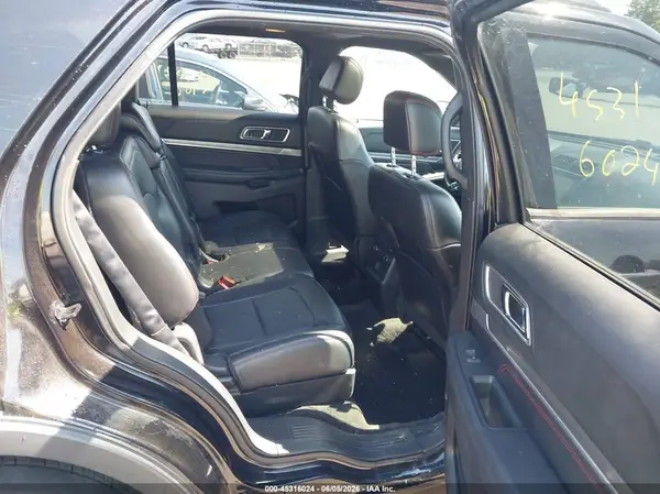 1FM5K8GT1HGC88740 2017 FORD EXPLORER - Image 8