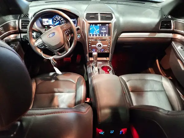 1FM5K8GT1HGD61900 2017 FORD EXPLORER - Image 8