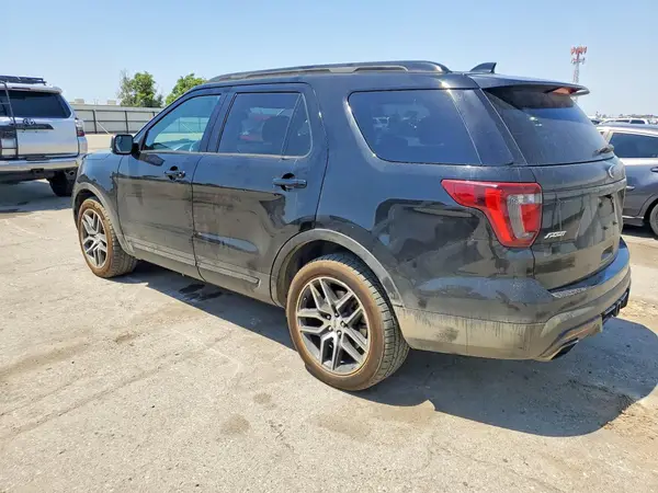 1FM5K8GT1HGE12781 2017 FORD EXPLORER - Image 2