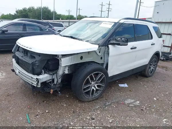 1FM5K8GT1HGE41178 2017 FORD EXPLORER - Image 2