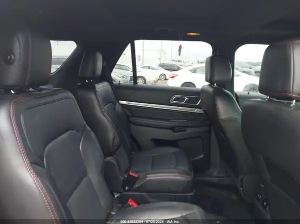 1FM5K8GT1HGE41178 2017 FORD EXPLORER - Image 8