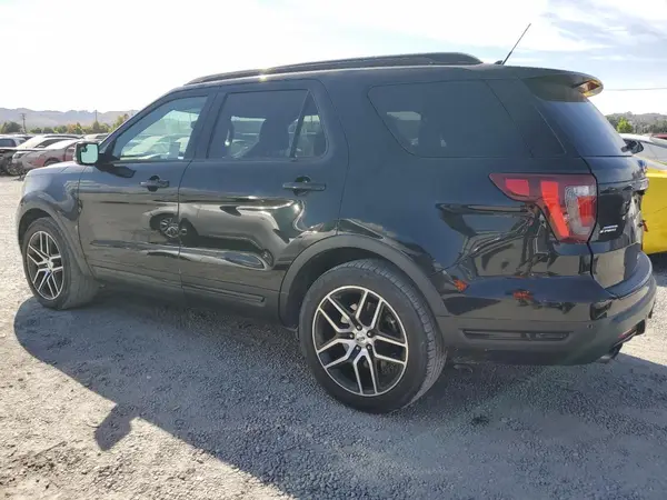 1FM5K8GT1JGA56158 2018 FORD EXPLORER - Image 2