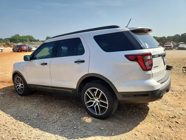 1FM5K8GT1JGB26239 2018 FORD EXPLORER - Image 2