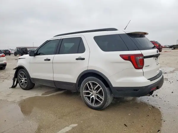 1FM5K8GT1JGB77644 2018 FORD EXPLORER - Image 2