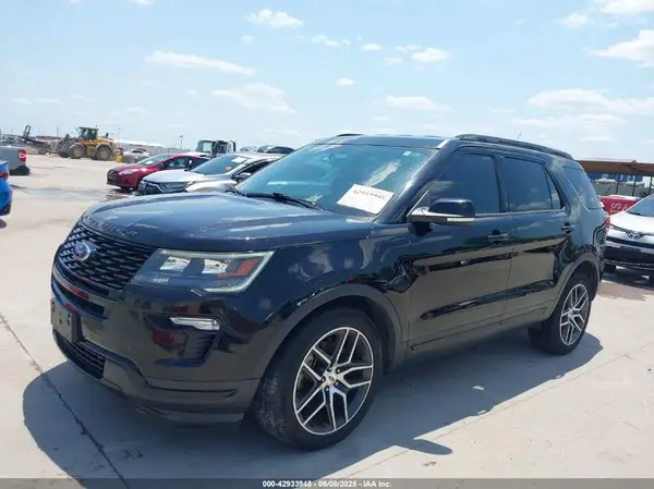 1FM5K8GT1KGA71275 2019 FORD EXPLORER - Image 2