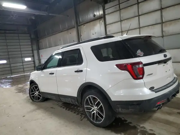 1FM5K8GT1KGB03416 2019 FORD EXPLORER - Image 2