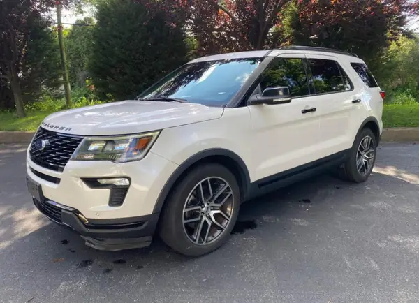 1FM5K8GT1KGB51949 2019 FORD EXPLORER - Image 2