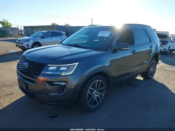 1FM5K8GT1KGB54155 2019 FORD EXPLORER - Image 2