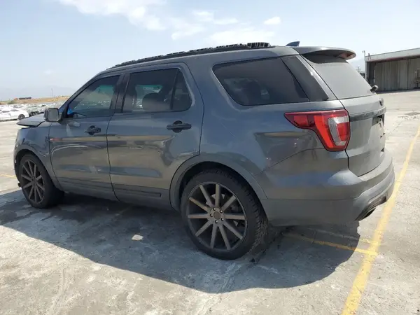 1FM5K8GT2GGA25705 2016 FORD EXPLORER - Image 2