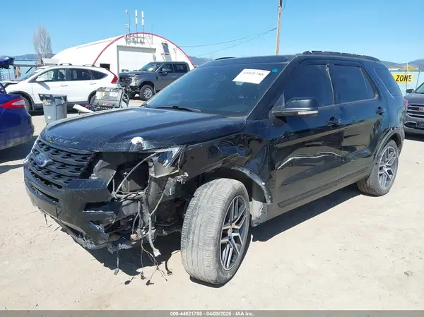1FM5K8GT2GGA51673 2016 FORD EXPLORER - Image 2