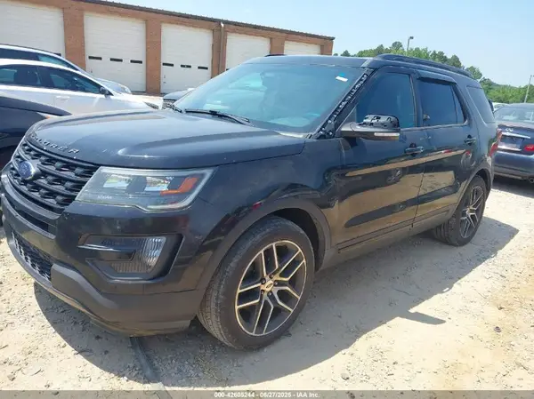1FM5K8GT2GGA60437 2016 FORD EXPLORER - Image 2