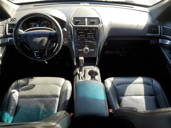 1FM5K8GT2GGA61006 2016 FORD EXPLORER - Image 8