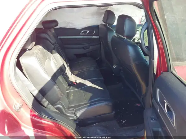 1FM5K8GT2GGA73852 2016 FORD EXPLORER - Image 8