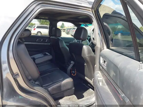 1FM5K8GT2GGB05358 2016 FORD EXPLORER - Image 8