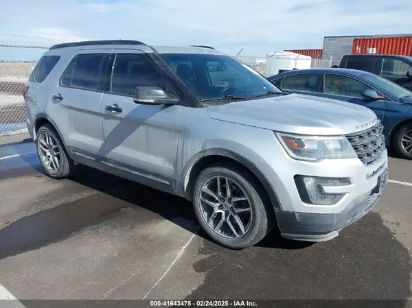 1FM5K8GT2GGB06056 2016 FORD EXPLORER - Image 1