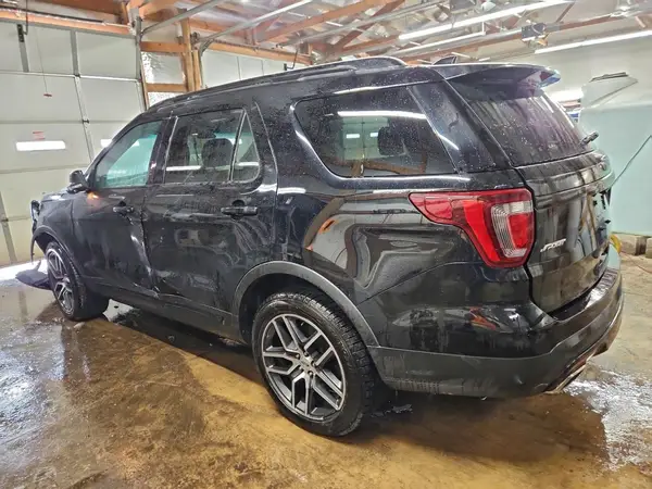 1FM5K8GT2GGB33936 2016 FORD EXPLORER - Image 2