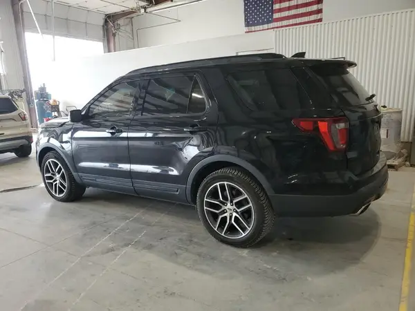 1FM5K8GT2GGB49182 2016 FORD EXPLORER - Image 2