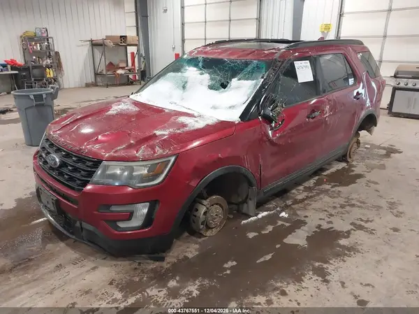 1FM5K8GT2GGB72560 2016 FORD EXPLORER - Image 2
