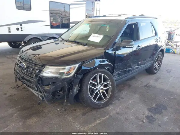 1FM5K8GT2GGC22664 2016 FORD EXPLORER - Image 2