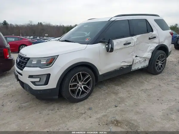 1FM5K8GT2GGC27203 2016 FORD EXPLORER - Image 2