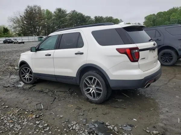 1FM5K8GT2GGC29324 2016 FORD EXPLORER - Image 2