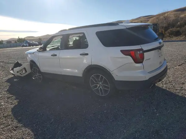1FM5K8GT2GGC34295 2016 FORD EXPLORER - Image 2
