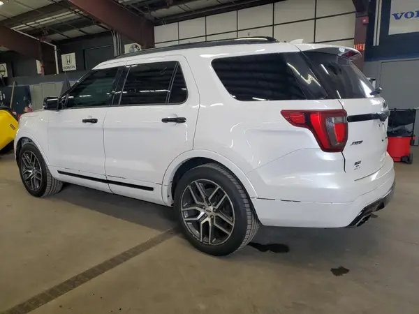 1FM5K8GT2GGD18603 2016 FORD EXPLORER - Image 2