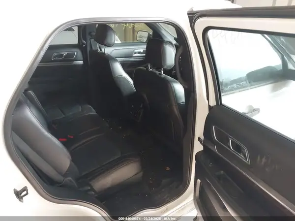 1FM5K8GT2HGA00871 2017 FORD EXPLORER - Image 8