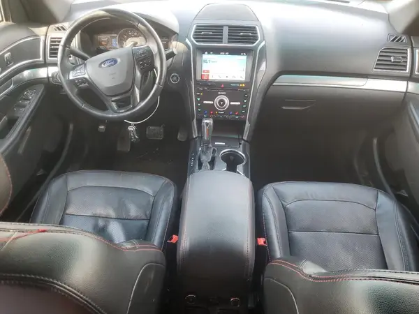 1FM5K8GT2HGA02121 2017 FORD EXPLORER - Image 8
