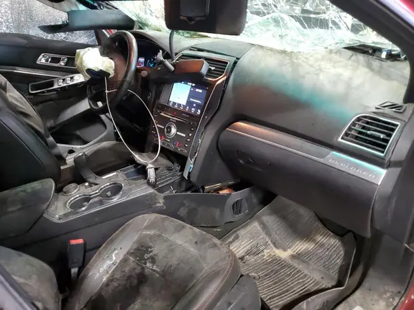 1FM5K8GT2HGA02135 2017 FORD EXPLORER - Image 8